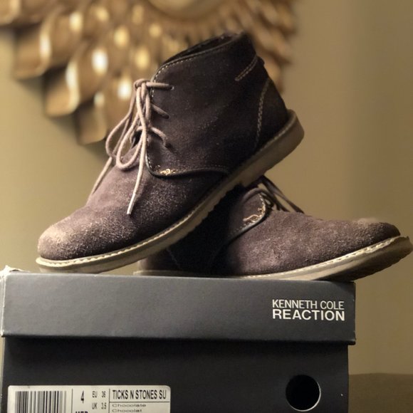 Kenneth Cole Reaction Other - Kenneth Cole Chukka Boots